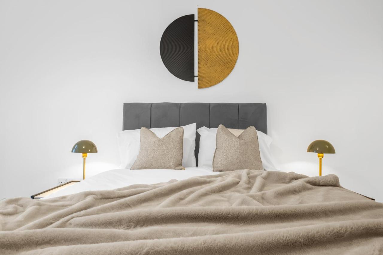Exoticstay Apartments- 5* Elegant Luxury Centrally Located 2-Bedroom Apt Birmingham Exteriör bild