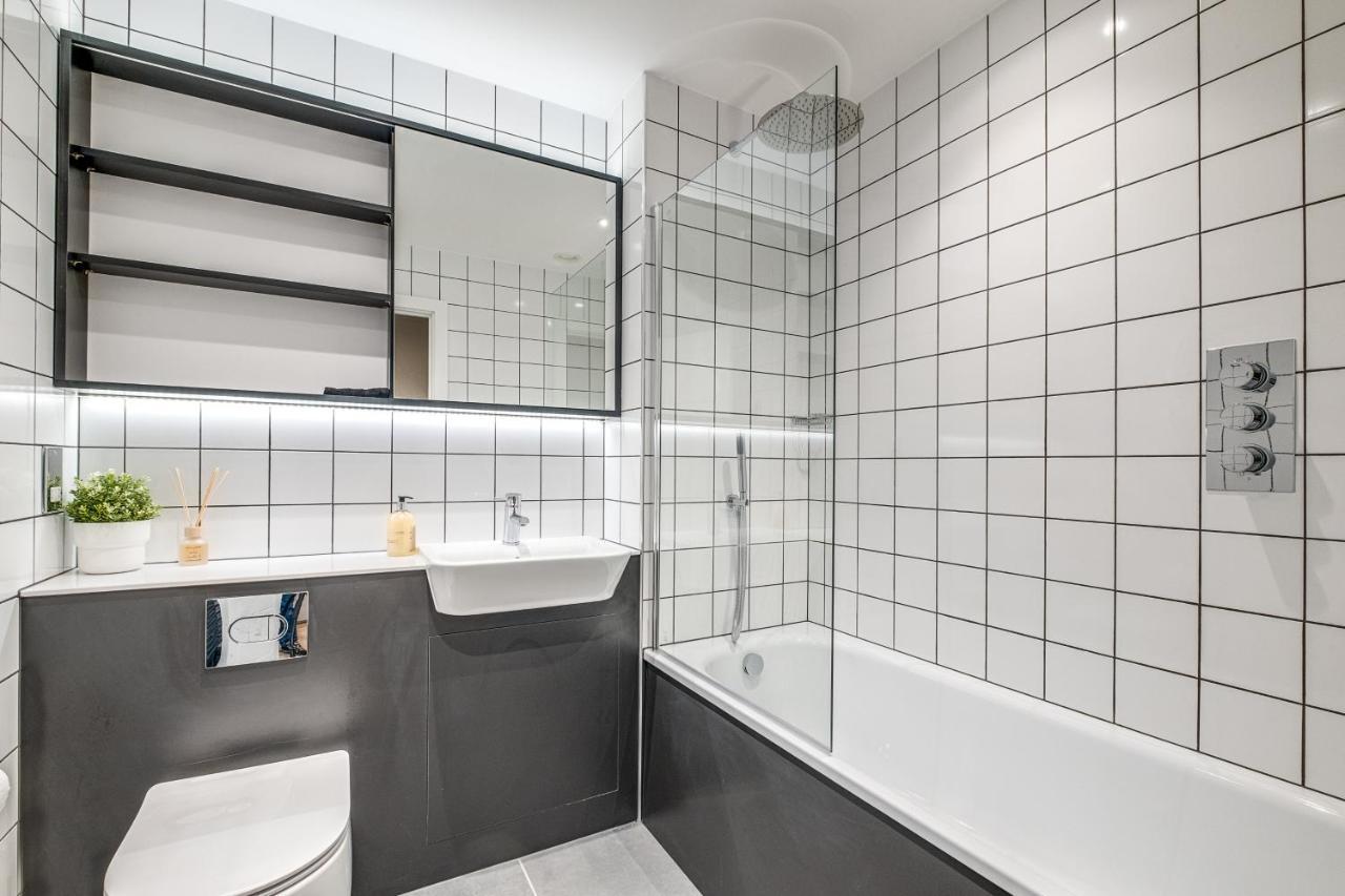 Exoticstay Apartments- 5* Elegant Luxury Centrally Located 2-Bedroom Apt Birmingham Exteriör bild