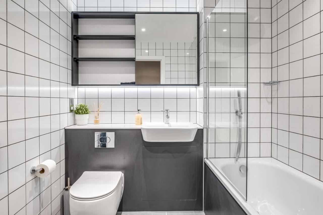 Exoticstay Apartments- 5* Elegant Luxury Centrally Located 2-Bedroom Apt Birmingham Exteriör bild