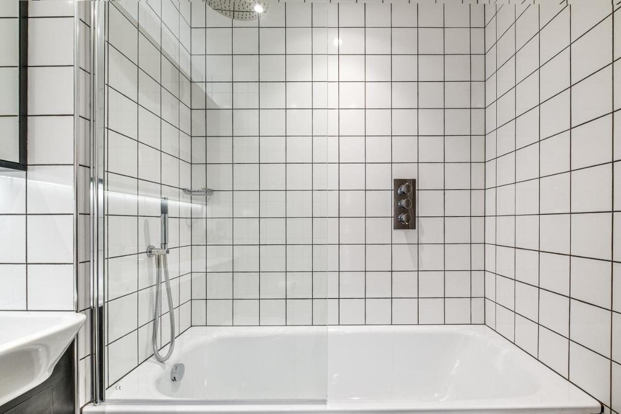 Exoticstay Apartments- 5* Elegant Luxury Centrally Located 2-Bedroom Apt Birmingham Exteriör bild