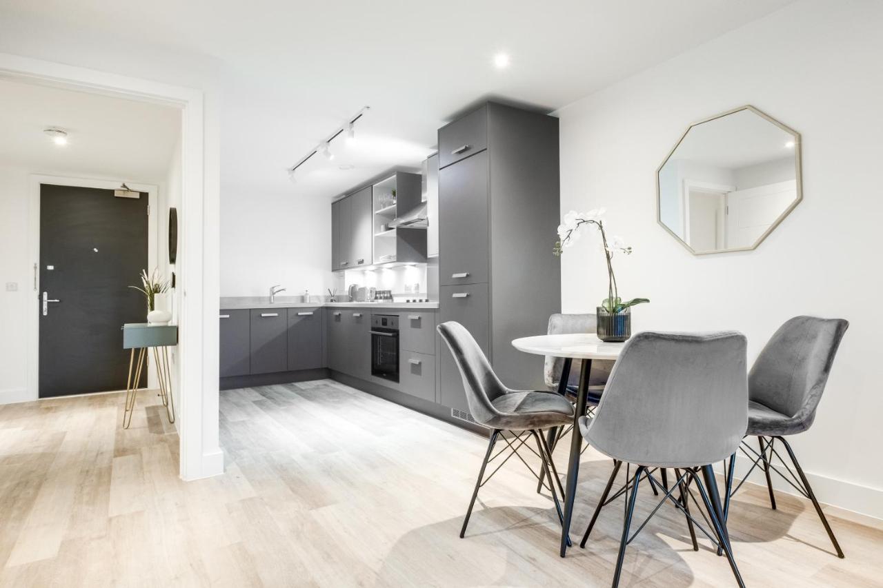 Exoticstay Apartments- 5* Elegant Luxury Centrally Located 2-Bedroom Apt Birmingham Exteriör bild